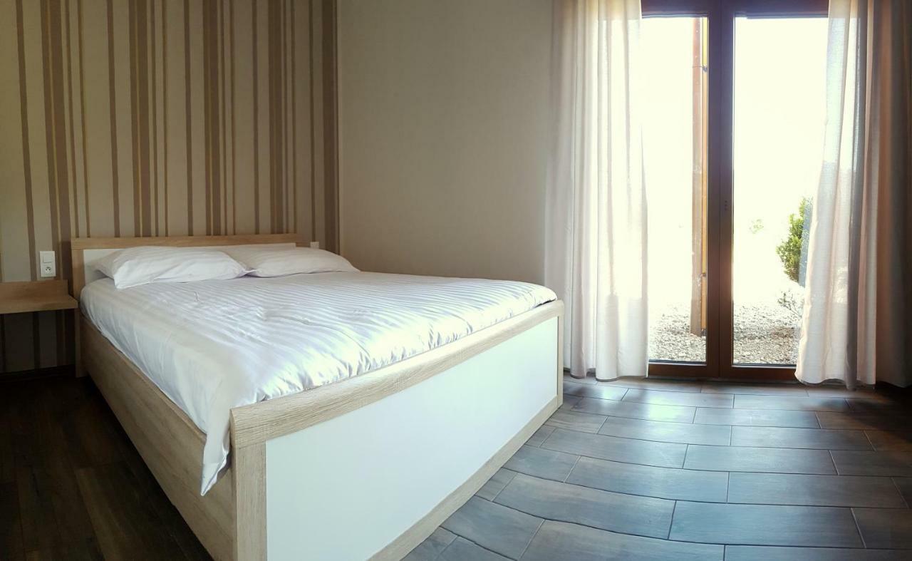 B&B Dom Z Bali Milkow  Exterior photo
